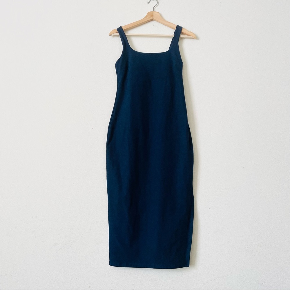 Beyond Yoga MEDIUM Icon Spacedye midi sleeveless dress in Nocturnal Navy